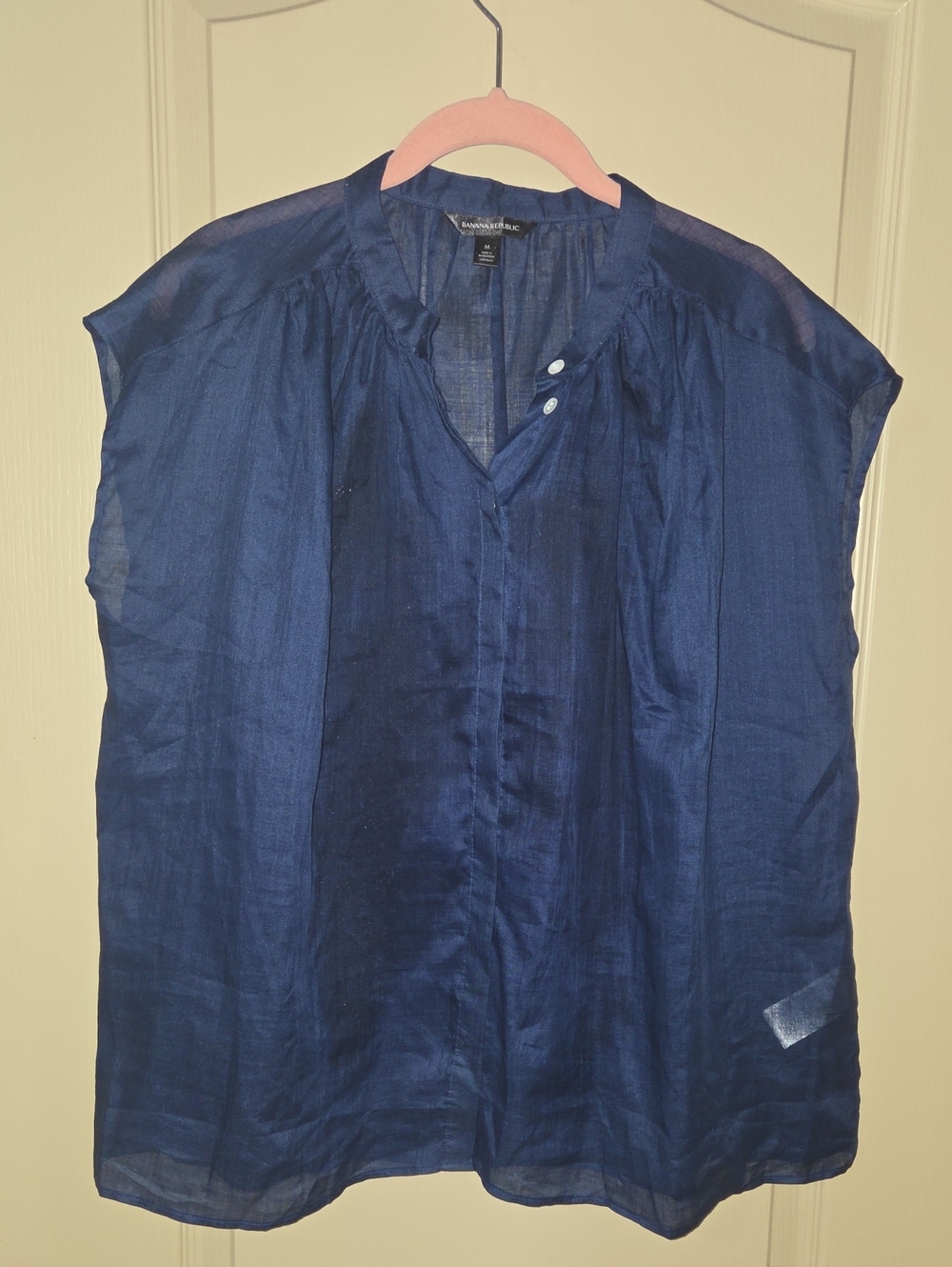 Banana Republic Navy Short Sleeve Linen-Blend V-Neck Blouse